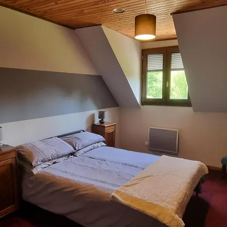 Firs Lake Tatil Evi Loiron-Ruille